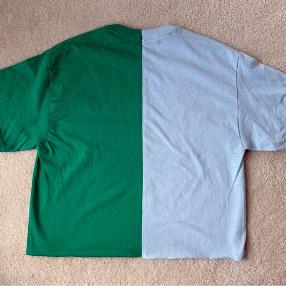 Tulane Women’s Split Tee - Light Blue and Green size M - Picture 3 of 3